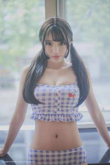 美女服装